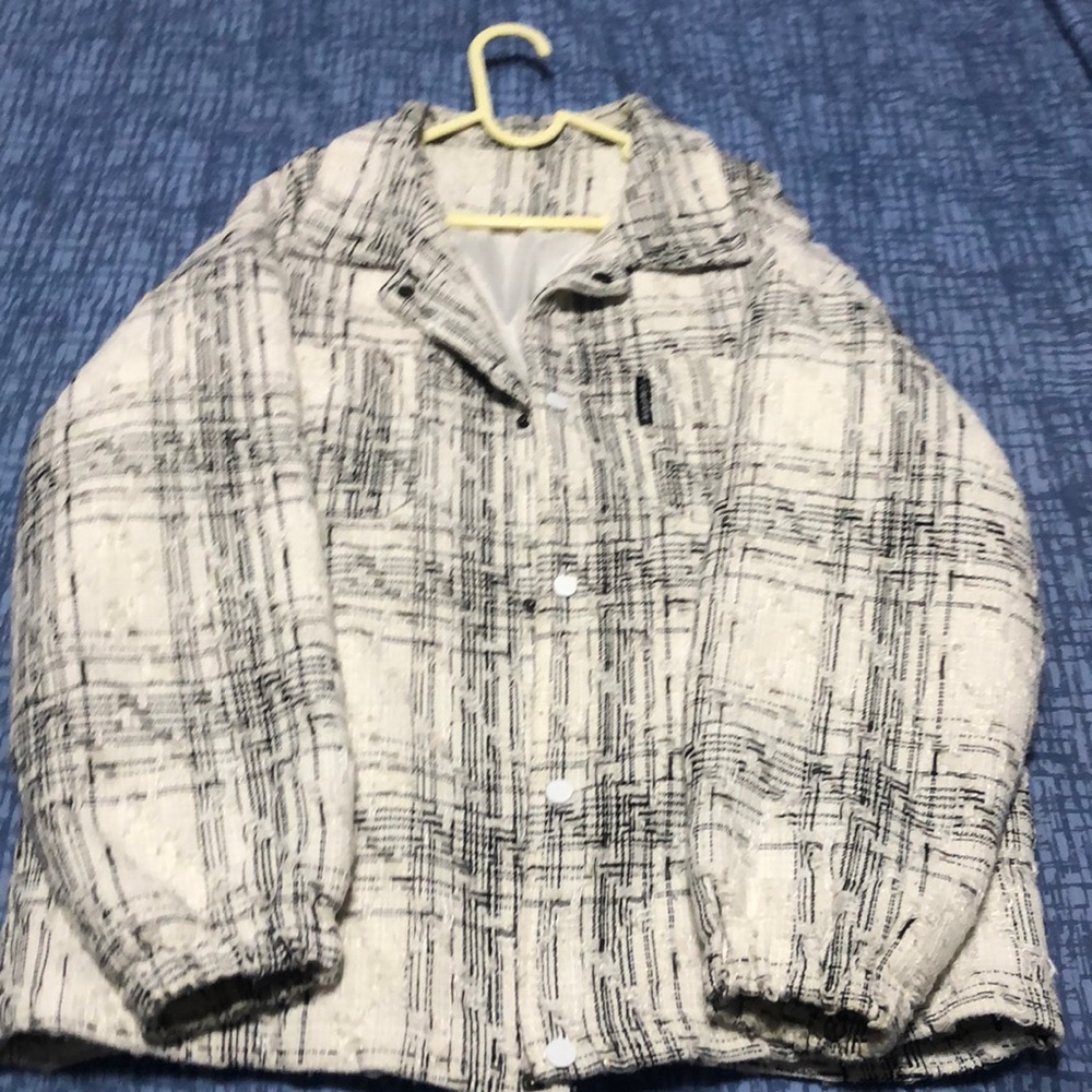 Men's white striped jacket